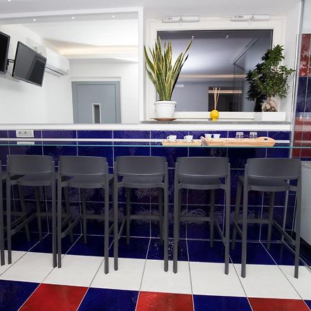 Terramare Hotel Майори Екстериор снимка