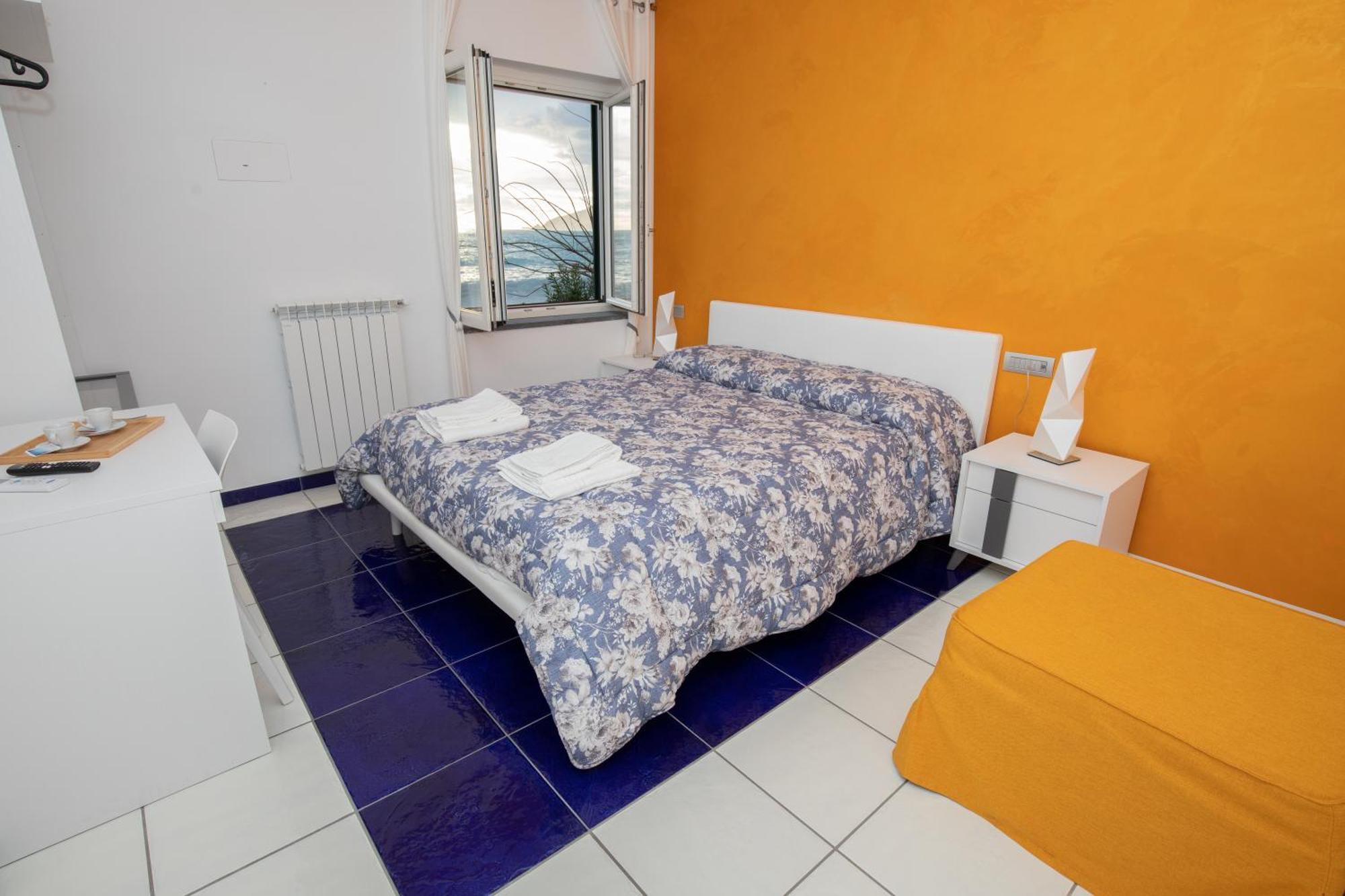 Terramare Hotel Майори Екстериор снимка