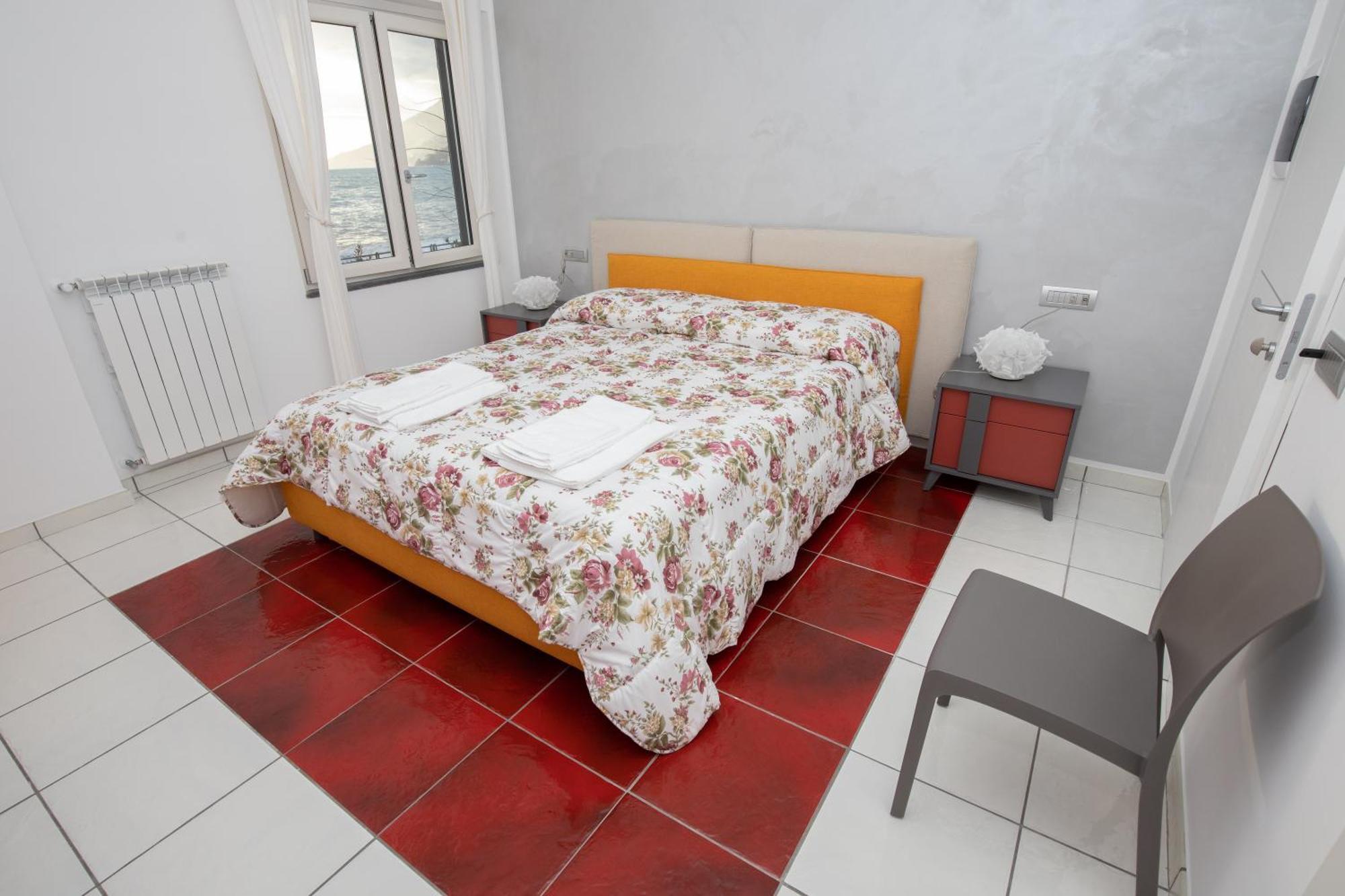 Terramare Hotel Майори Екстериор снимка